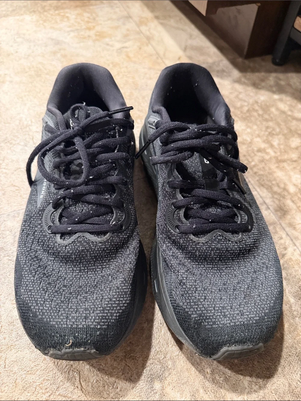 Brooks - Picture 2 of 4